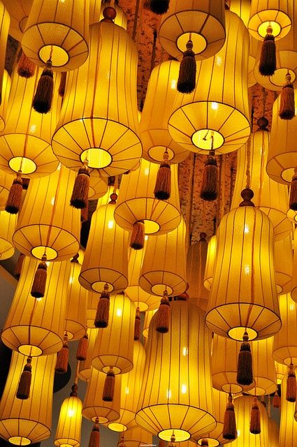 COLORES EN BLOQUE AMARILLO